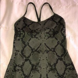 Lululemon tank top
